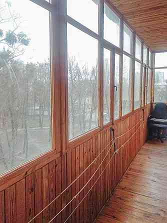 3 комн. квартира метро Ботанический сад, сталинка, пр. Науки, 3й этаж Харьков