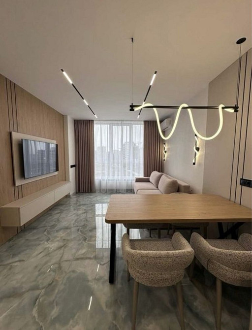 Актуальна! Варшавський Виноградарь Діброва Місто Квітів Крістерів  Єос Київ - зображення 2