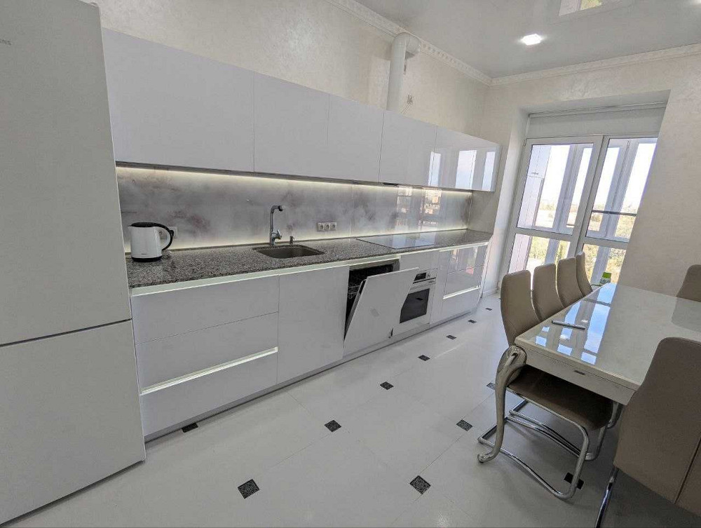 Оренда 3х вул. Г. Мазепи, ЖК "Театральний" Ровно - изображение 1