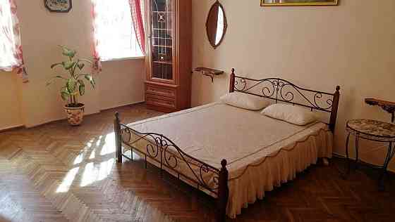 2кімн квартира  в самому центрі пішохідній зоні Львов