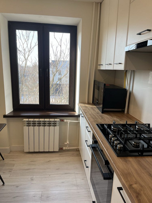 Соцгород Восход Цирк 96 97 98 квартал Віталія Матусевича 24а Кривий Ріг - зображення 7