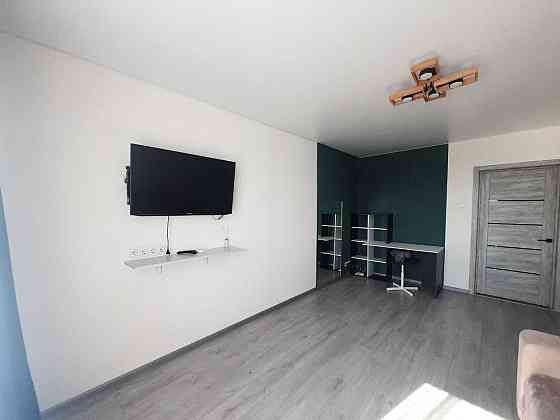 Без %%. Від власника здається квартира  поруч з м.Іподром Киев