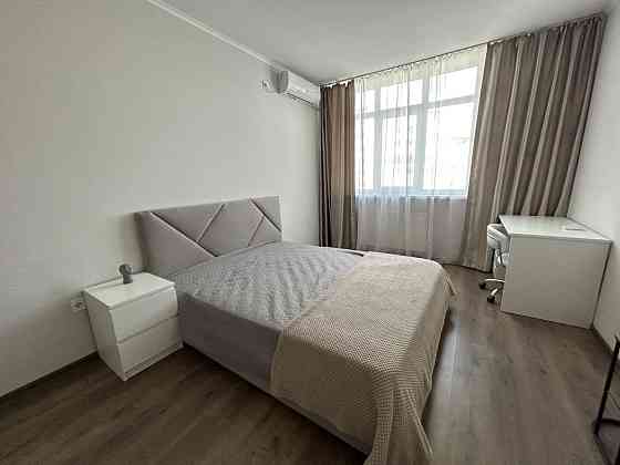 Здається в оренду 1 кімнатна квартира в ЖК Традиція Пчілки 7 Позняки Киев