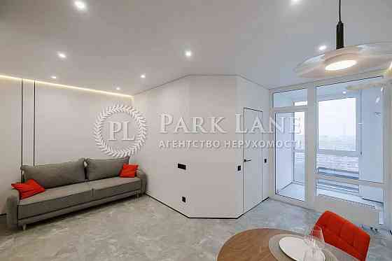 ЖК Варшавський Плюс Продам 1-к 42м2 дизайнерський ремонт Правди 53/46 Київ