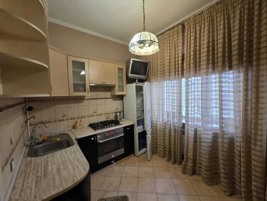 Продаю 3-к метро Масельского, Армейская, Сталинка, Сертификат Харків - зображення 1