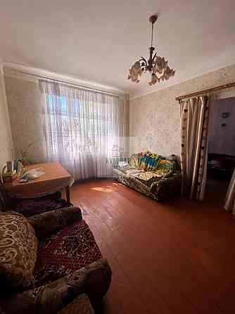 Продам 2-кімнатну квартиру біля делікатесів Кам`янець-Подільський