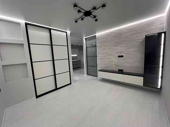 Срочно евродвушка, 47м.кв.  в 59 жемчужине на Сахарова Крижанівка