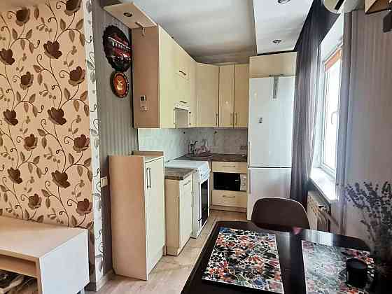 Довгострокова оренда 2-кімнатної квартири в центрі міста Запоріжжя