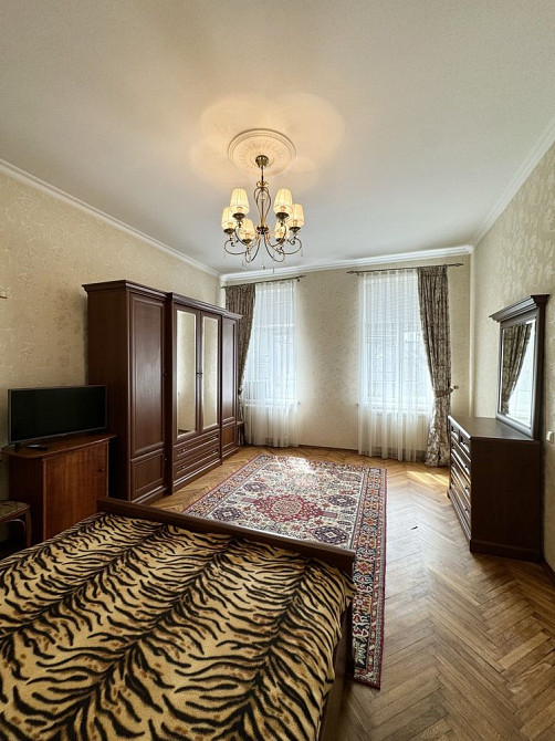 Світла та затишна 2-кімнатна квартира, центр, ідеальне розташування Черновцы - изображение 4