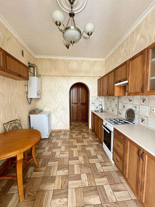 Світла та затишна 2-кімнатна квартира, центр, ідеальне розташування Черновцы - изображение 8