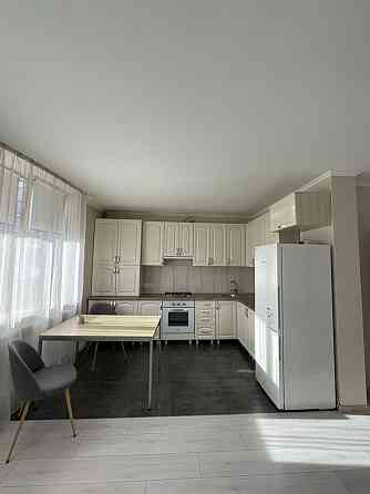 Оренда довгострокова 2 кімнатної квартири ЖК Рівер Парк Ивано-Франковск