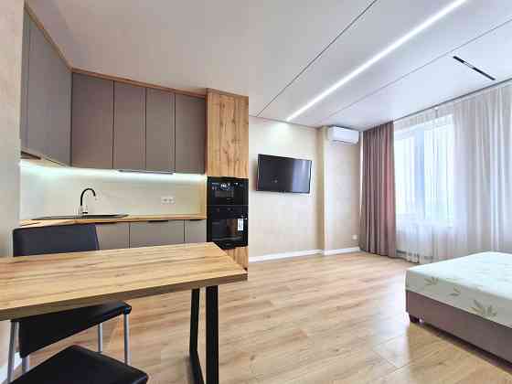 Оренда квартири тільки після ремонту! ЖК Метрополіс! Метро 7хв. пішки! Київ