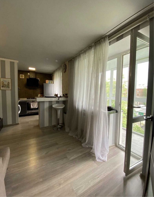 3к  56.2 м2 Майдан Конституции ТРЦ Никоьский Харьков - изображение 1