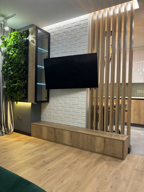 Продаж стильна 1 кім + велика кухня вітальня з дизайнерським ремонтом Львов - изображение 1