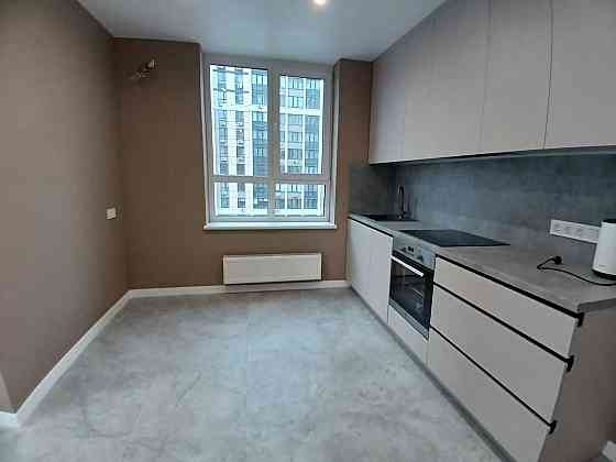 Велика 2-х кімнатна з ремонтом в ЖК Центральний 2 Ирпень