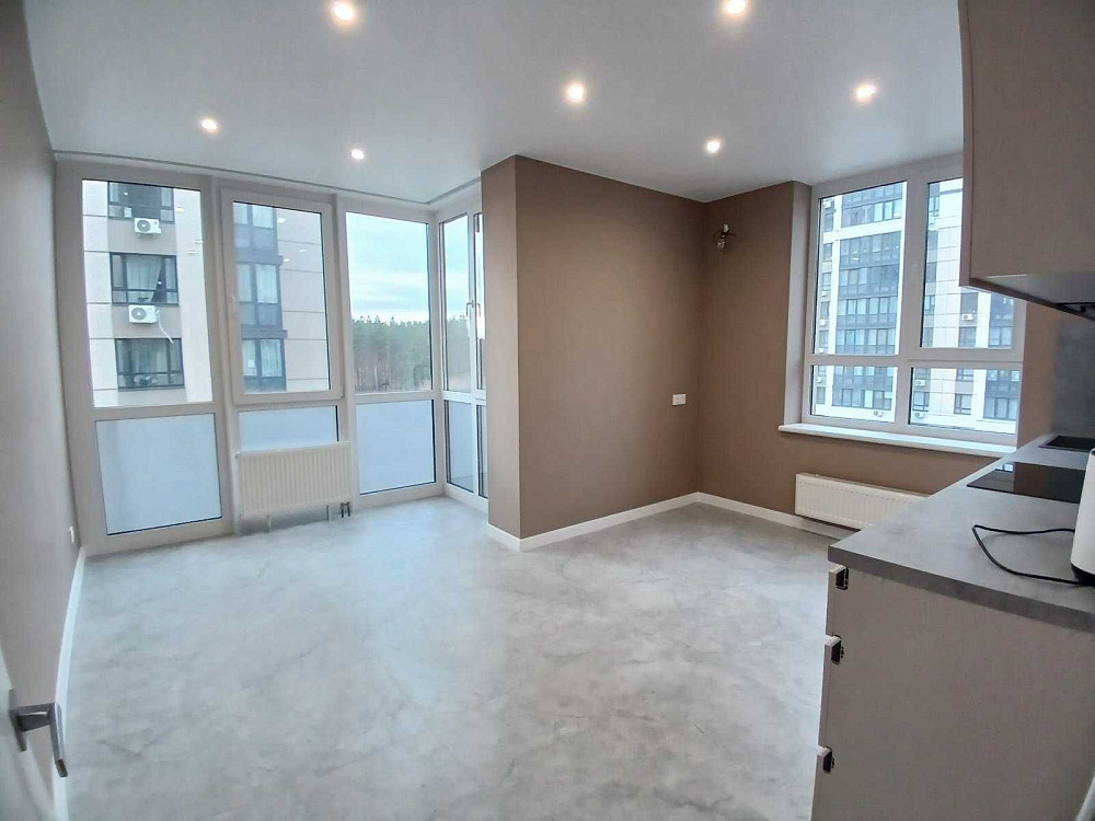 Велика 2-х кімнатна з ремонтом в ЖК Центральний 2 Ирпень - изображение 3