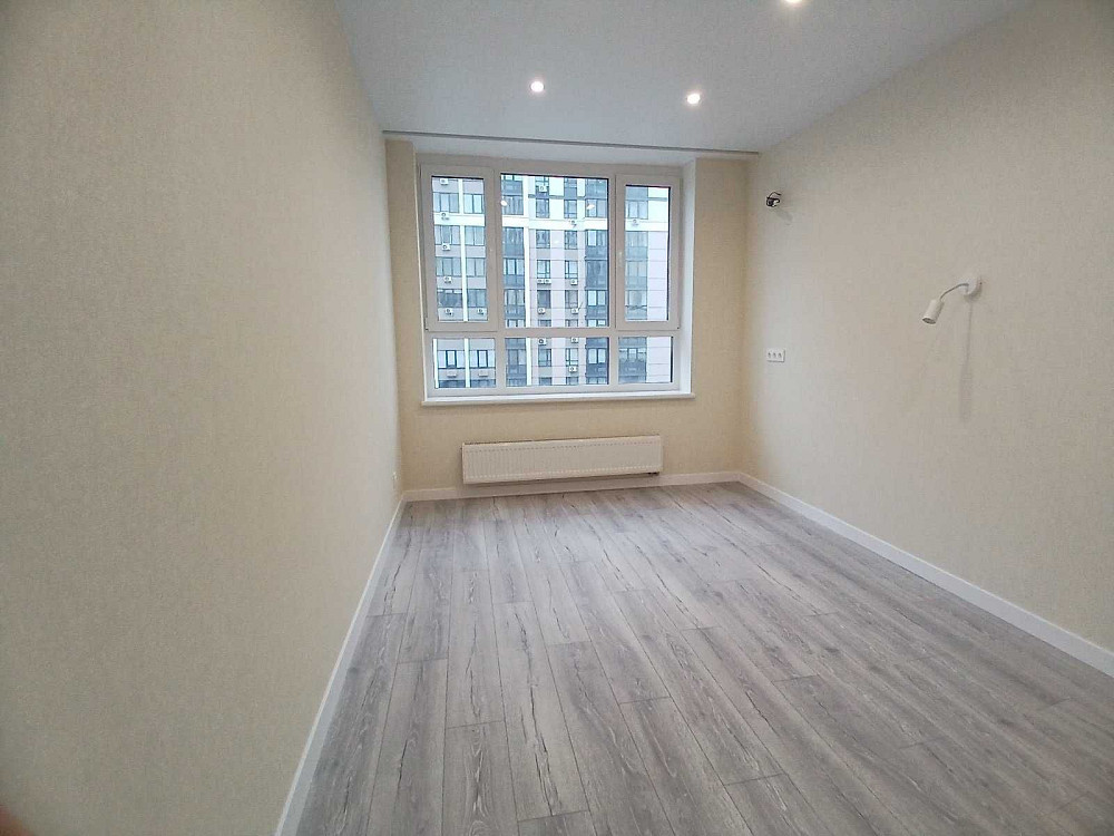 Велика 2-х кімнатна з ремонтом в ЖК Центральний 2 Ирпень - изображение 8