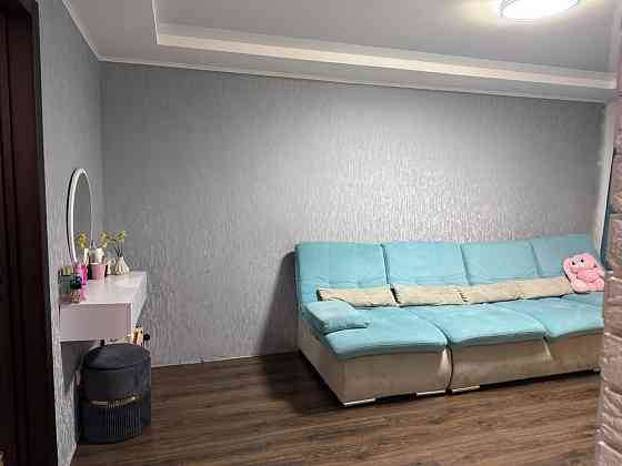 Продам  сучасну 2-кім.кв з меблями  від власника, район Україна Кам`янське (Запорізька обл.)