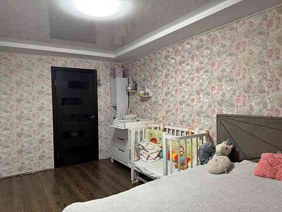 Продам  сучасну 2-кім.кв з меблями  від власника, район Україна Кам`янське (Запорізька обл.)