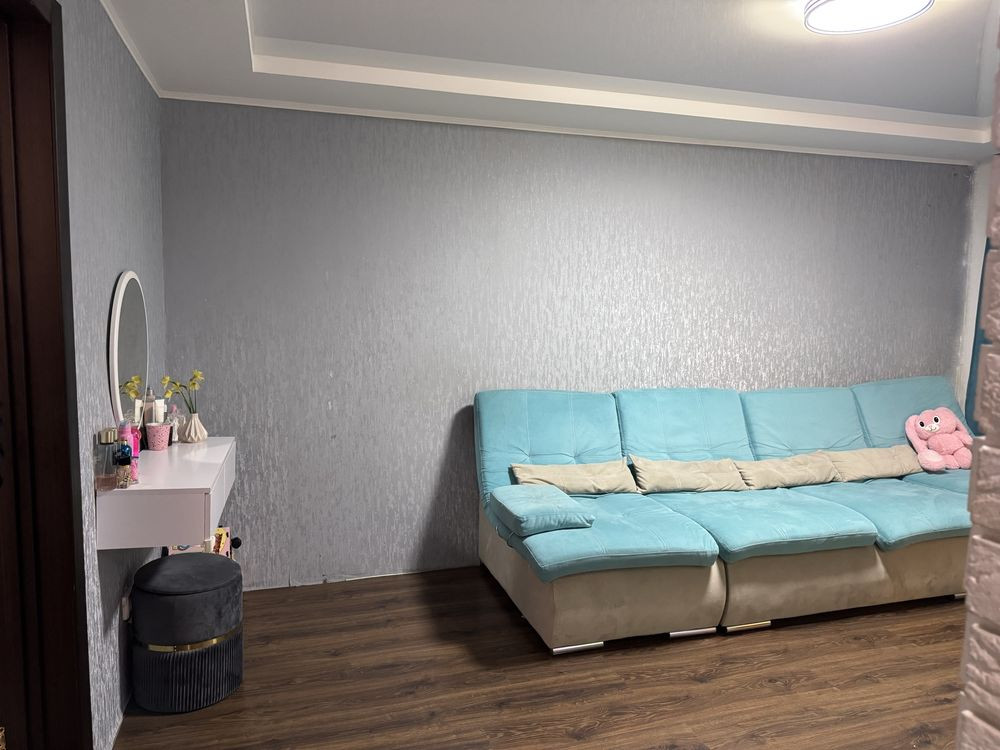 Продам  сучасну 2-кім.кв з меблями  від власника, район Україна Кам`янське (Запорізька обл.) - зображення 2