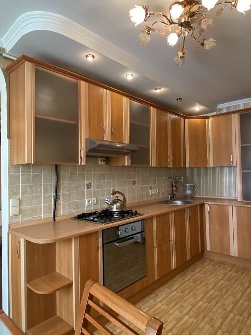 Оренда 1 кімнатної квартири 63м, Чабани, ТЦ Мегамаркет Чабани - зображення 4