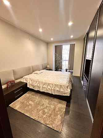 Оренда крутої квартири студії+спальня на Героїв Майдану Черновцы