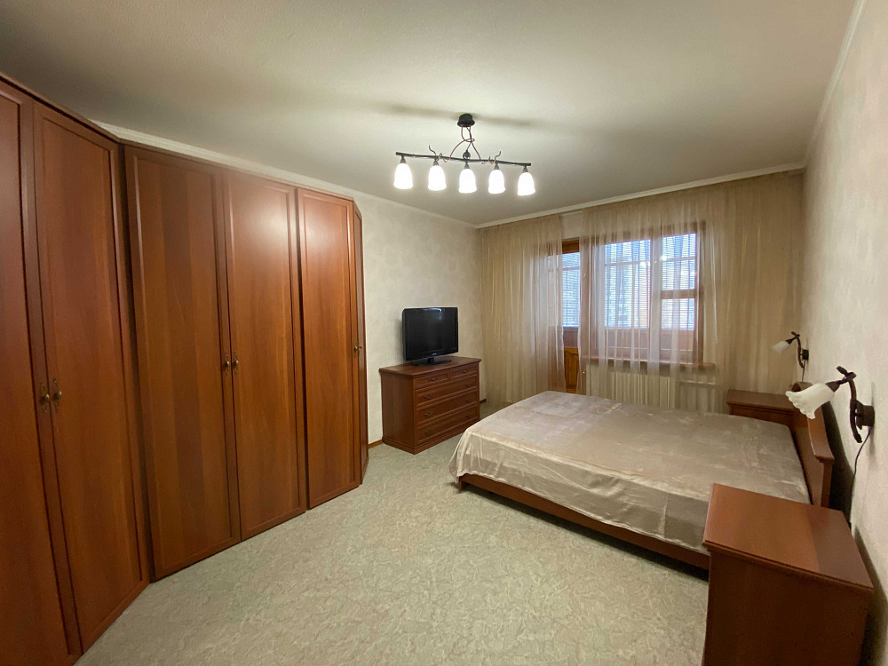 Оренда 2-кімнатної. Ревуцького, 30/1. Поруч метро Харківська Київ - зображення 1