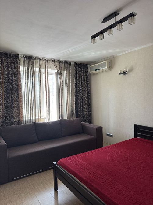 Оренда 1 к.квартири бульвар Лесі Украінки 17 м «Печерська» Киев - изображение 1