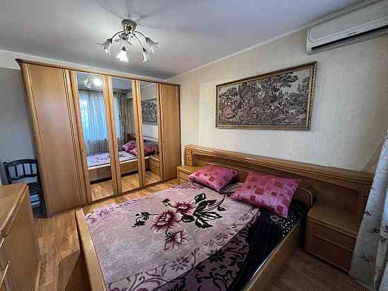 Довготривала оренда 2к квартири на вул. Набережна Перемоги Днепр