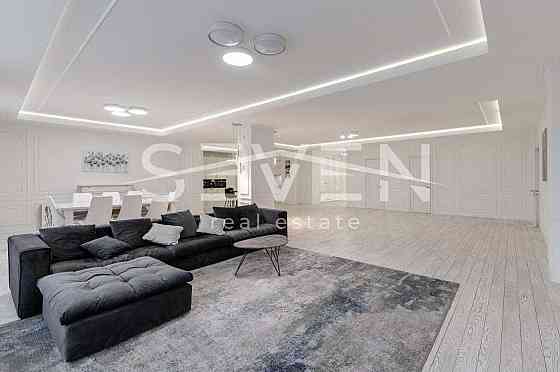 Оренда 3 кімнатна квартира 207 м2 по вул. Володимирська 49-А Київ