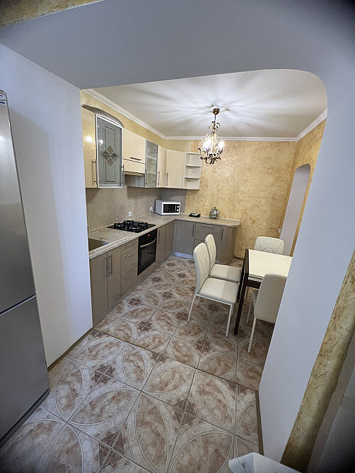 Оренда  2 кім  квартири,в хорошому р-н міста , біля Сільпо  - изображение 1