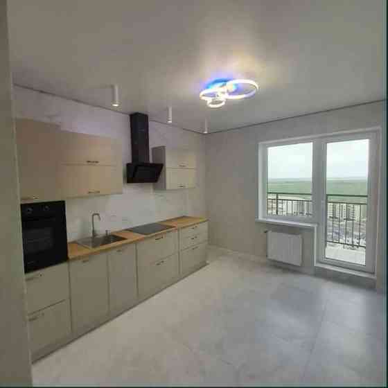 Новенька 1-к. квартира з видом на море з супер ремонтом на Сахарова Одеса