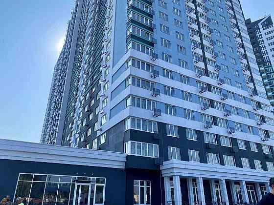 Продається простора двостороння 3-кімнатна квартира. Таїрово Одеса