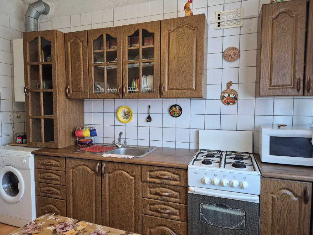 Сдам 3-х кімнатну квартиру  Ближний Центр р-н 5 школи 4/4пов автономка Полтава - изображение 1