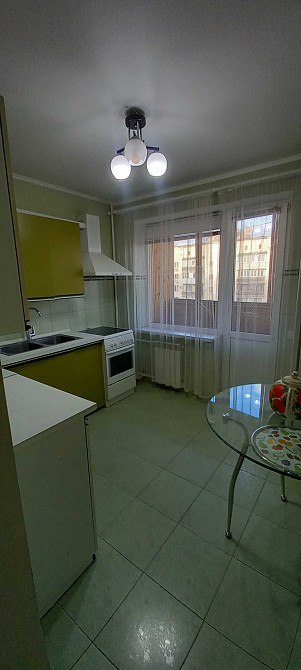 Сдаю  3х-ую кв-ру  с евро  на  ст.м. Вокзальная   12 мин. Киев - изображение 1