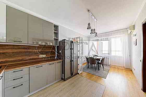 Продажа 2к/87м2/ул.Панаса Мирного,28а/Печерский р-н/Кловскская/Торг Київ