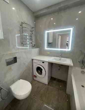 Нова Англія НьюКасл з РЕМОНТом  41 .кв. Вікна на Академію Київ