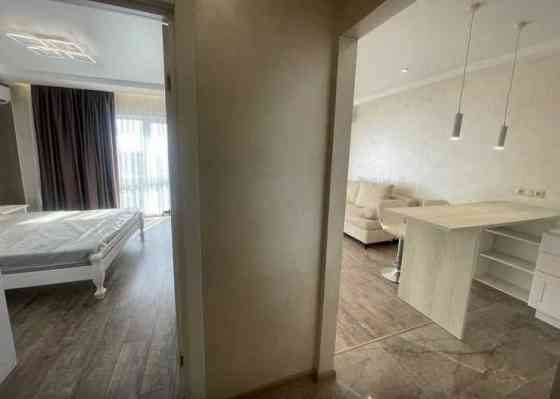 Нова Англія НьюКасл з РЕМОНТом  41 .кв. Вікна на Академію Київ