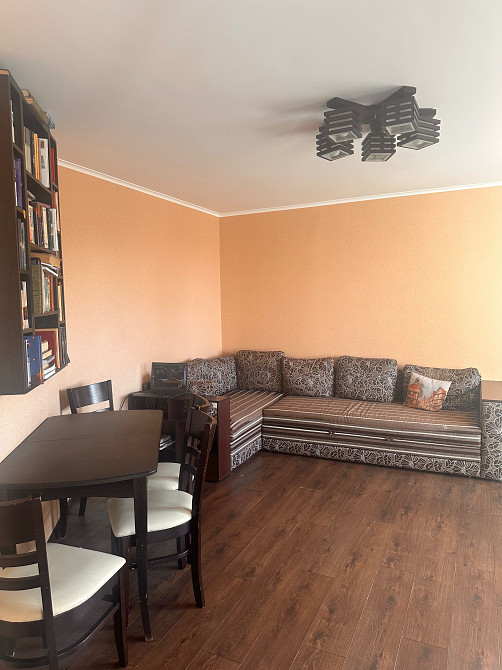 Сдам  3-х кімнатну квартиру- студію з підземним гаражем Черкаси - зображення 2