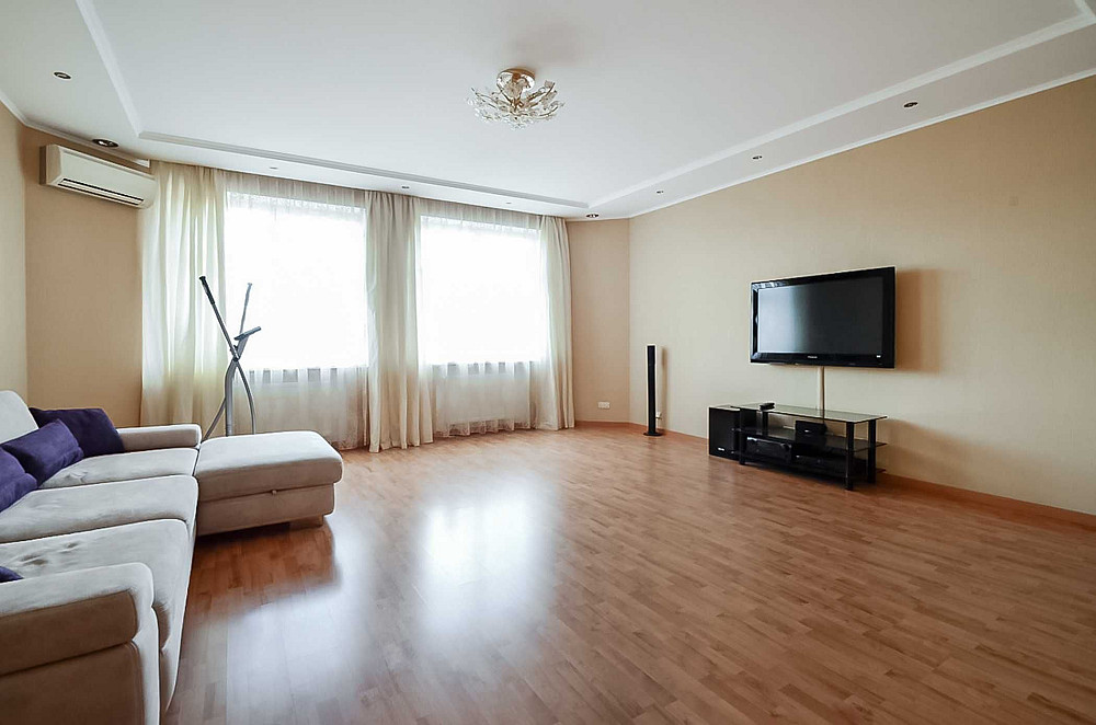 Оренда, Євгена Коновальця, 32Б, 3 кімнати, 117 м², Kiyv rent apartment Киев - изображение 2
