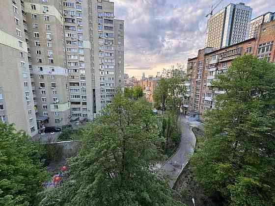 Здам квартиру біля Метро Палац Україна вул Володимиро-Либідська 16 Киев