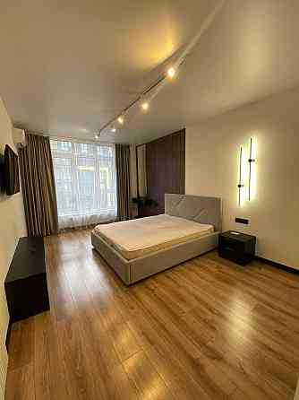 Оренда квартири в новобудові по вул.Залізнична Львов