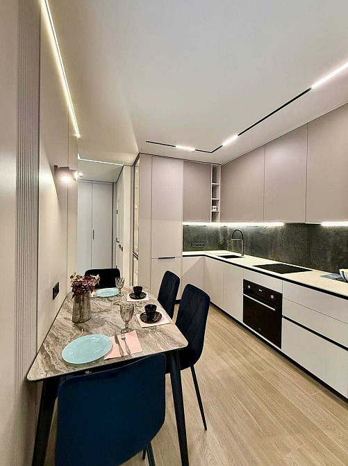 2 кім квартира у житловому комплексі Манхеттен Ивано-Франковск - изображение 8