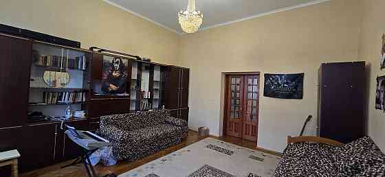 Одно кімнатна квартира в самому Центрі Черновцы