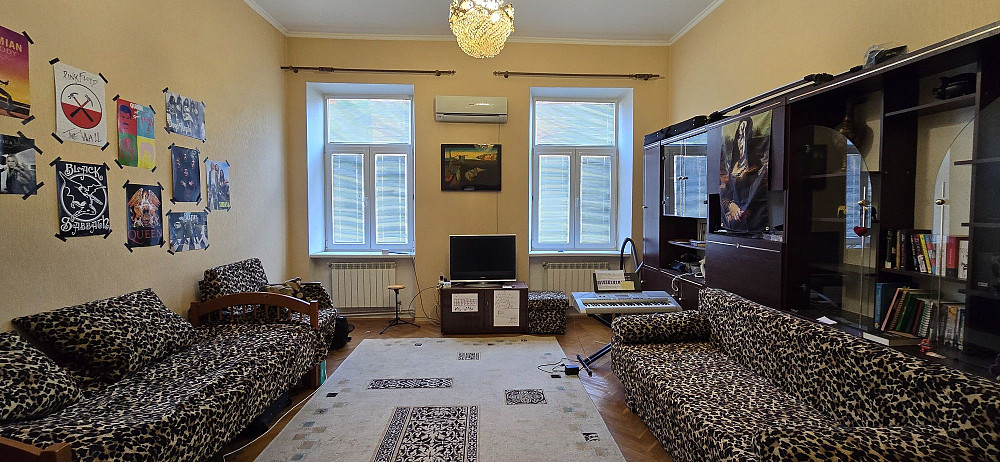 Одно кімнатна квартира в самому Центрі Чернівці - зображення 1