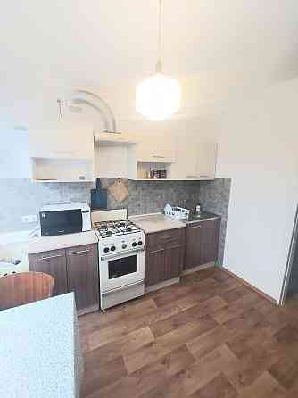 Оренда 2-кім вул Володимира Великого (Аква парк) 4/9п 55/35/11 житлови Львов