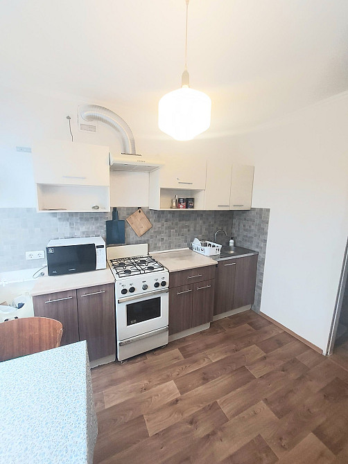 Оренда 2-кім вул Володимира Великого (Аква парк) 4/9п 55/35/11 житлови Львов - изображение 1