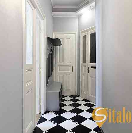 Оренда 3 кімнатної квартири, центр, вулиця Франка Львов