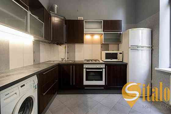 Оренда 3 кімнатної квартири, центр, вулиця Франка Львов