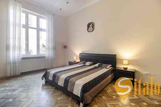 Оренда 3 кімнатної квартири, центр, вулиця Франка Львов